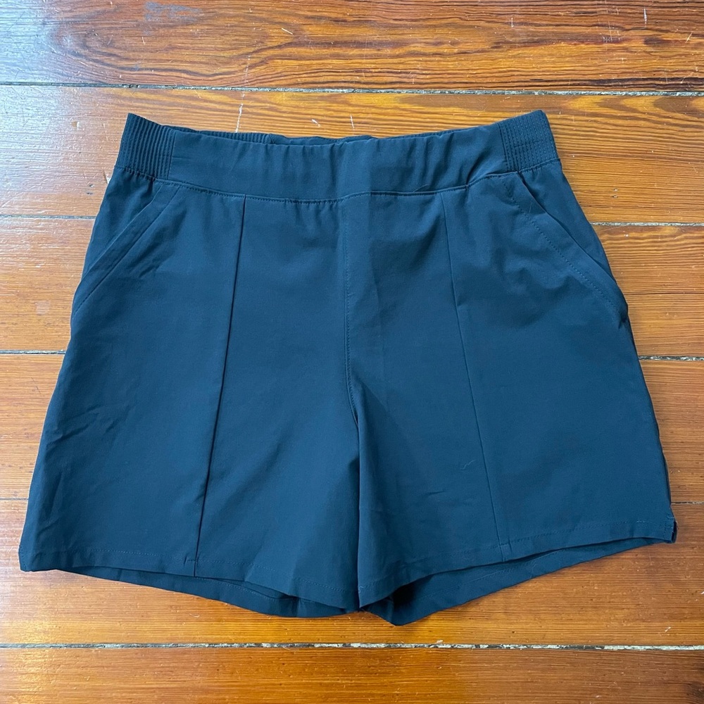 Columbia Black PFG Shorts - Women's
